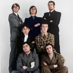 The New Vaudeville Band